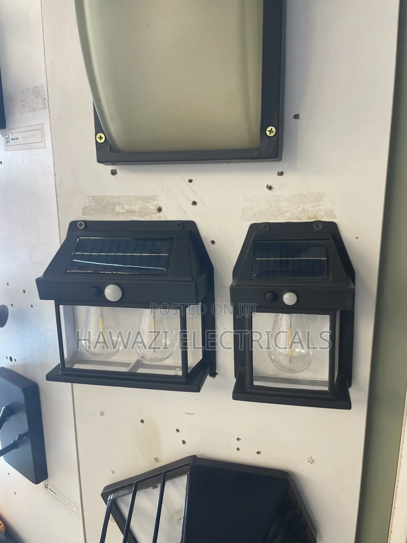 Solar Outdoor Wall Light With Sensor