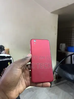 Sharp 704SH 32 GB Red