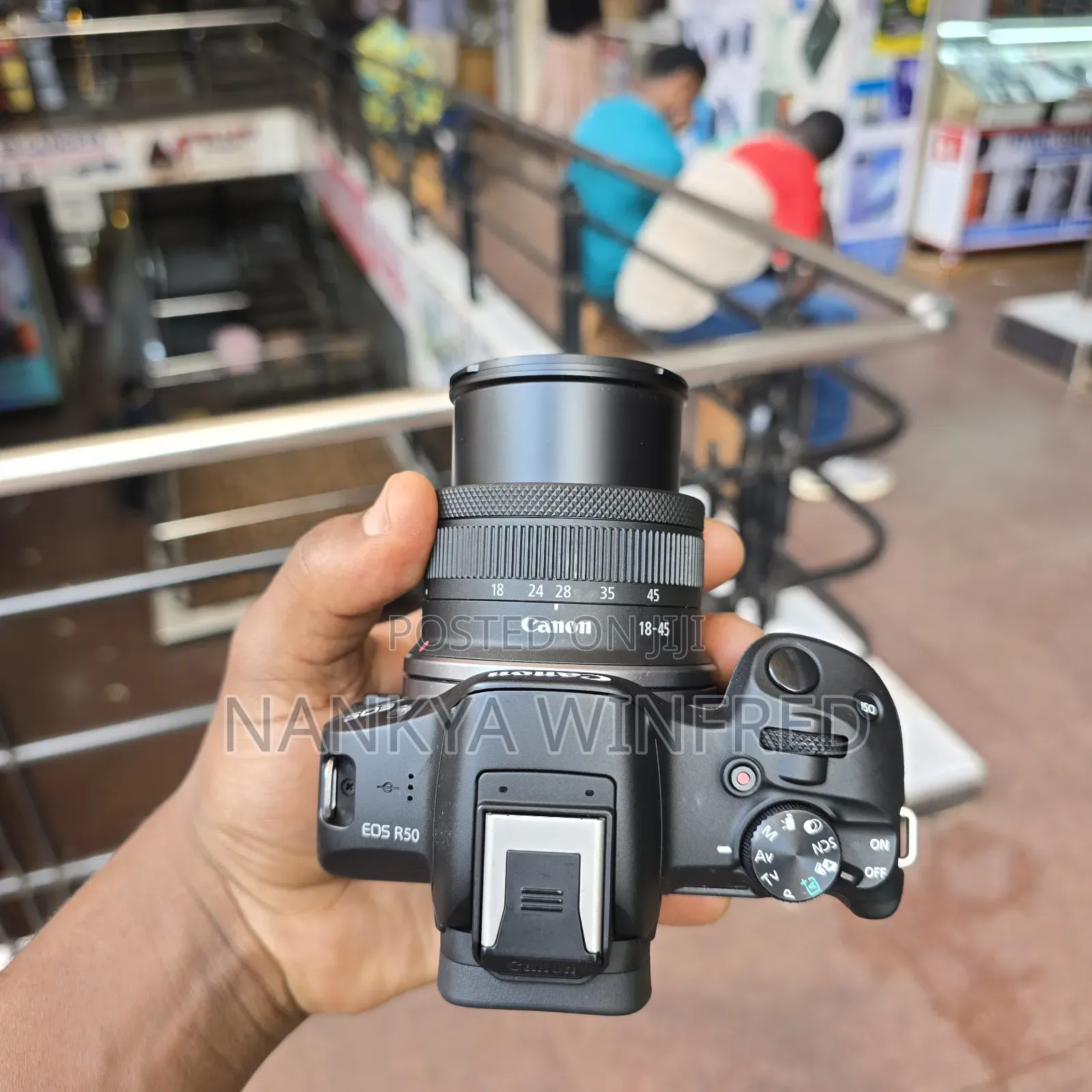 EOS R 50 Canon With 18-45mm