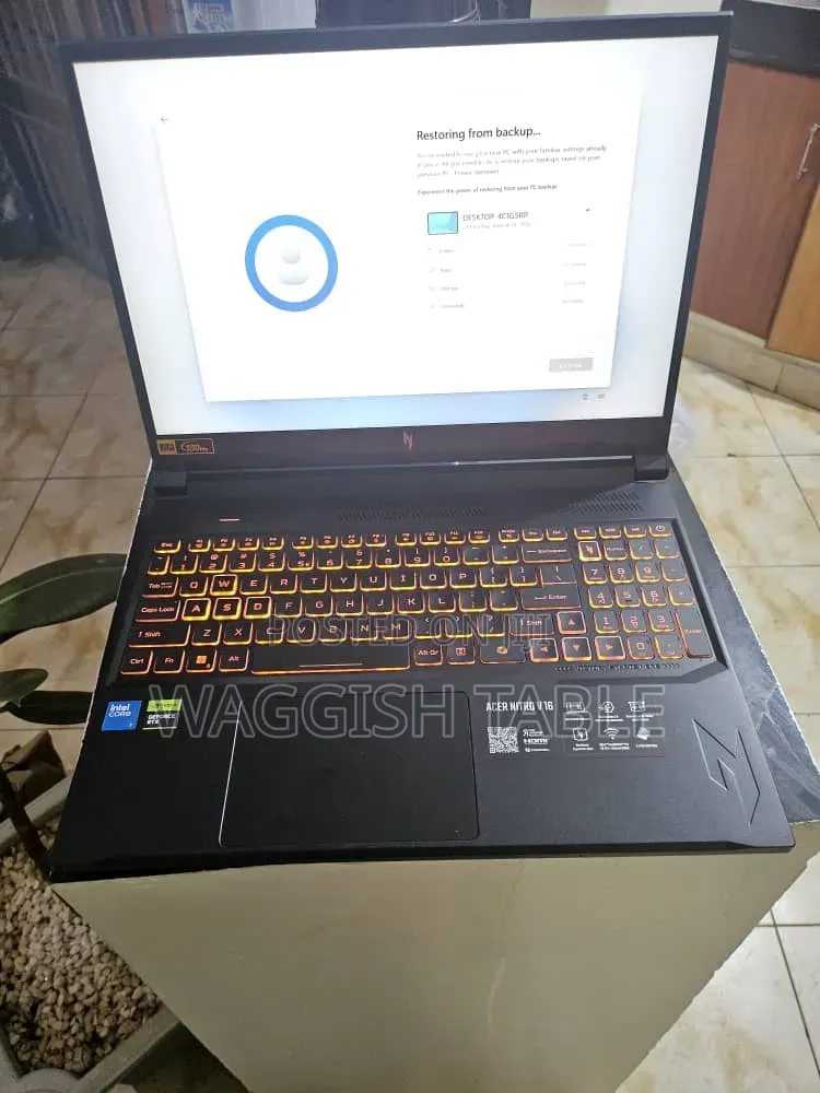 Laptop MSI Cyborg 15 16GB Intel Core Ultra 7 SSD 1T