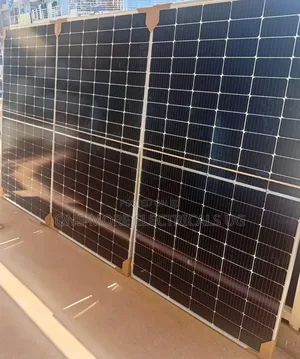 450w/24volts Mono Crystalline Solar Panels.