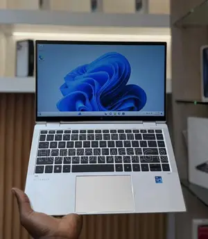 New Laptop HP EliteBook 1040 G8 8GB Intel Core i7 SSD 256GB