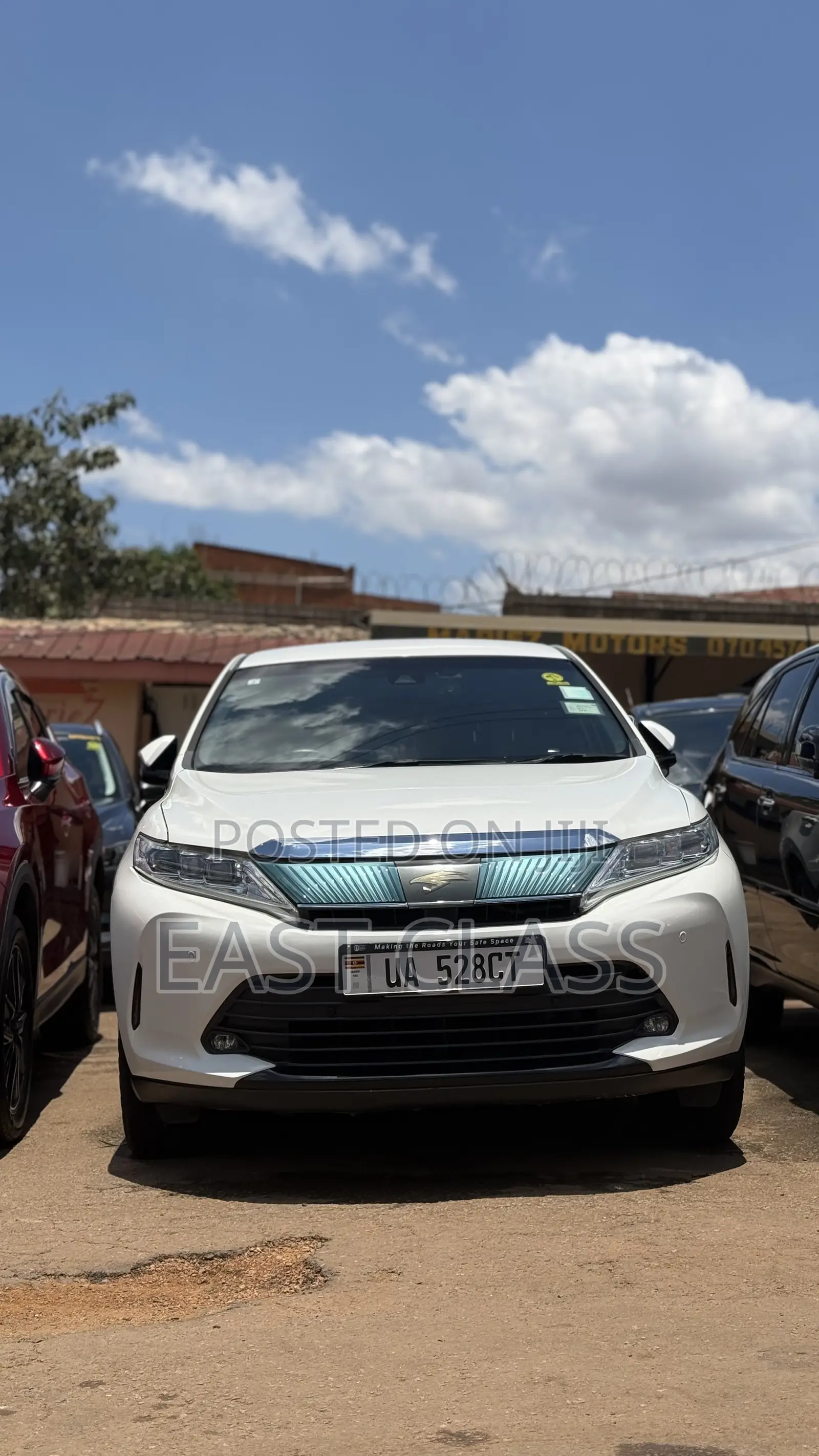 Toyota Harrier 2.0 2017 White