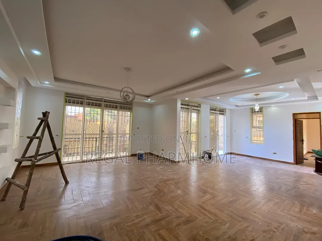4bdrm Duplex in Munyonyo, Central Division for rent