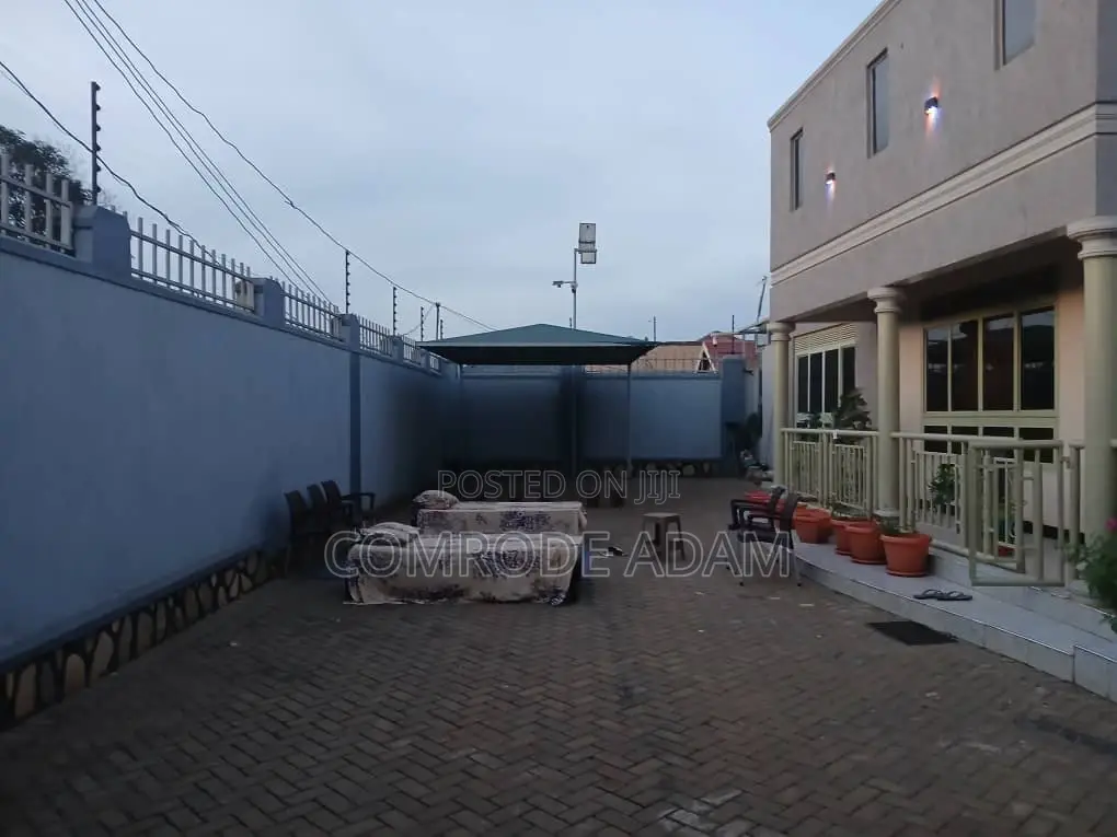 4bdrm House in Wakiso for sale