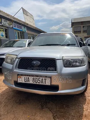 Subaru Forester Automatic 2005 Silver