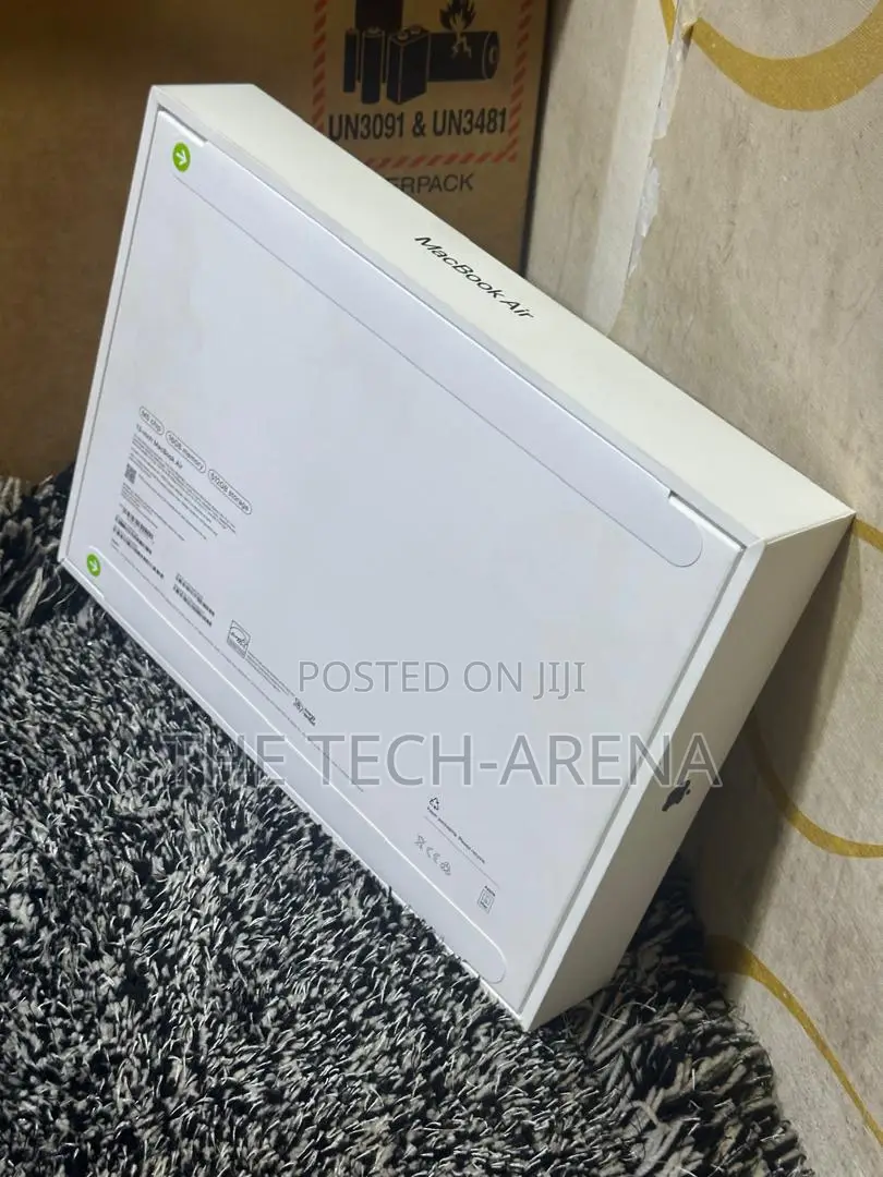 New Laptop Apple MacBook Air 16GB Apple M5 SSD 512GB