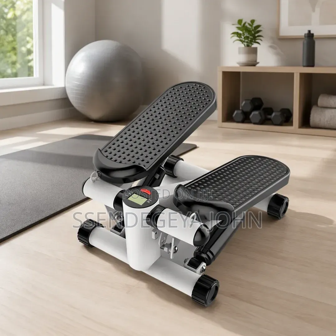 Black Mini Stepper Machine