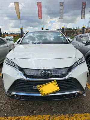 Toyota Harrier 2.0 2021 White