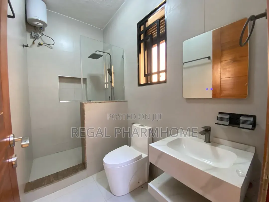 1bdrm Apartment in Mutungo, Central Division for rent