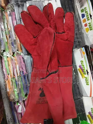 A Pair of Heavy-Duty Red Split-Leather Welding Glove