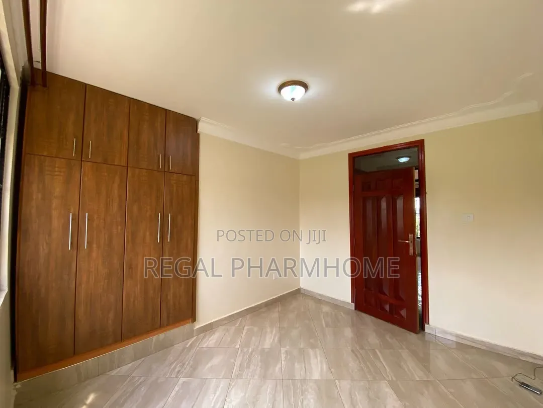 2bdrm Apartment in Mutungo, Central Division for rent
