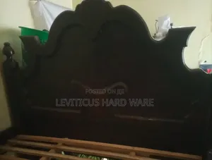 5*6 Marhogany Bed