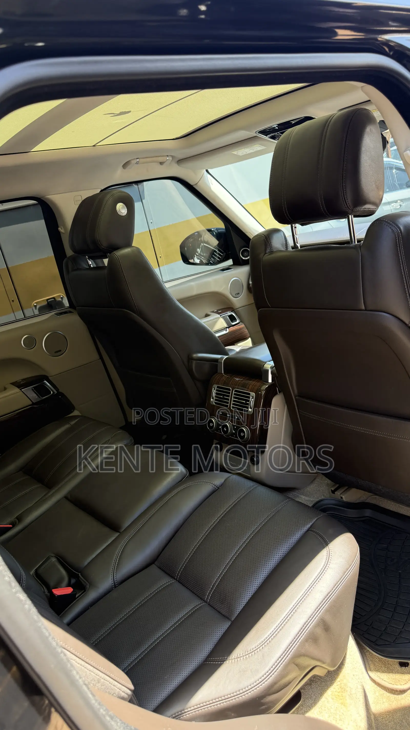 Land Rover Range Rover Vogue 2018 Black