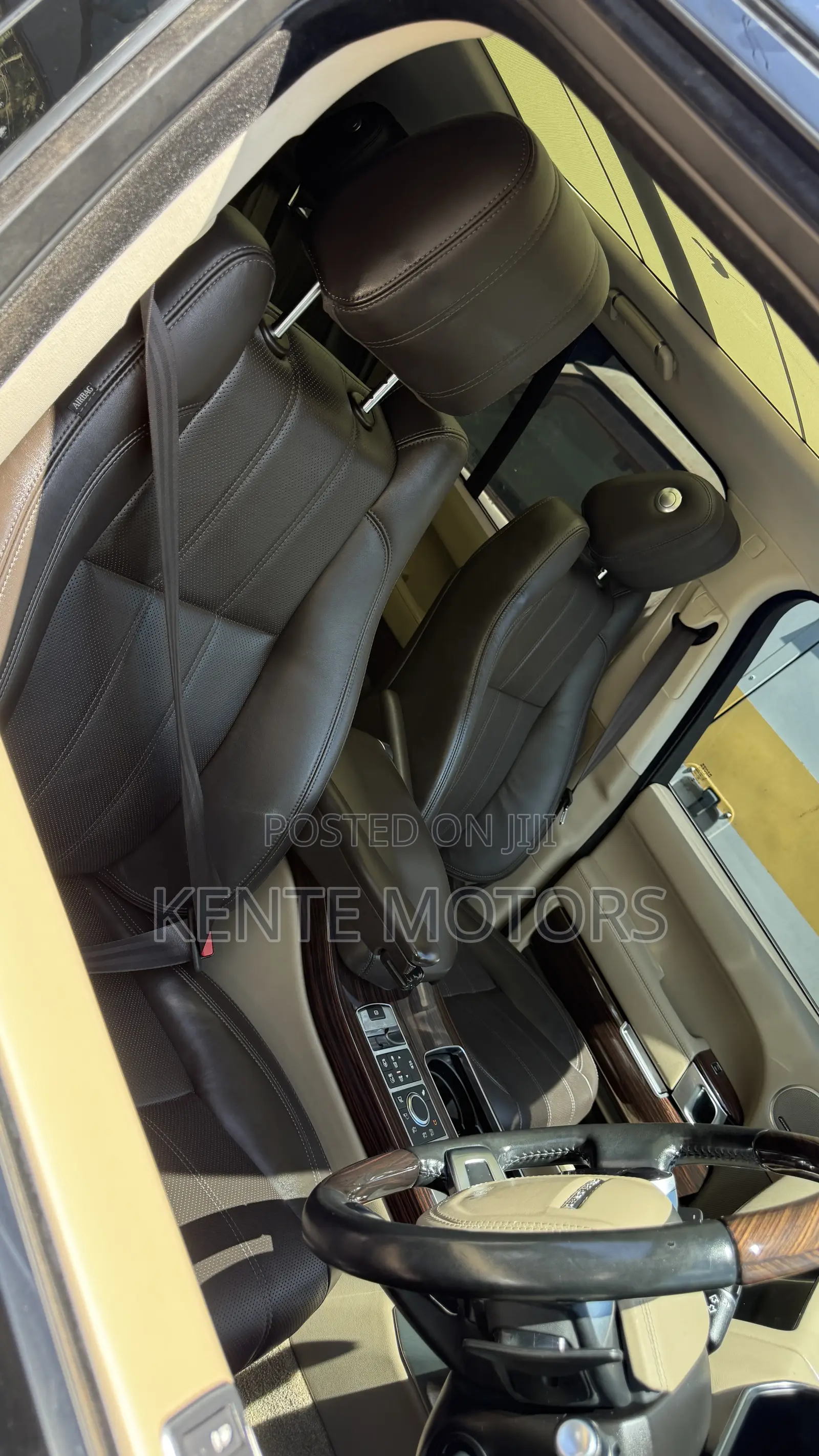 Land Rover Range Rover Vogue 2018 Black