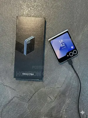 New Samsung Galaxy Z Flip6 256 GB Black