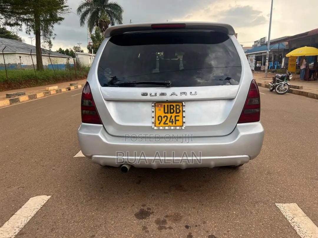 Subaru Forester 2002 Silver