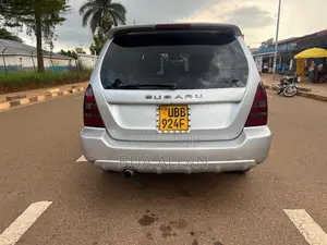Subaru Forester 2002 Silver