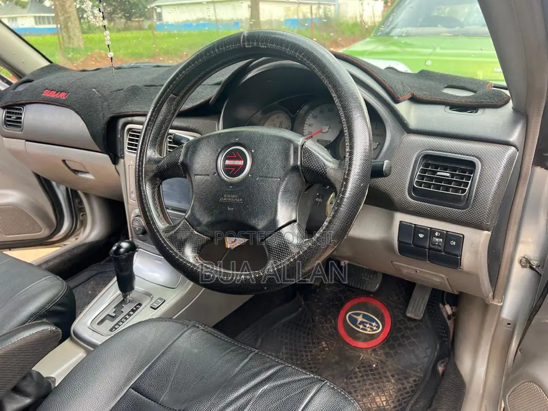 Subaru Forester 2002 Silver