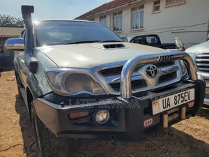 Toyota Hilux 3.0 D-4D Double Cab 4x4 Raider 2007 Silver