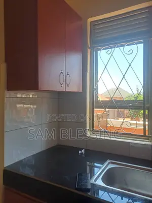 5bdrm Duplex in Munyonyo, Central Division for sale