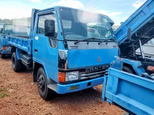 Canter 2ton Commercia Vehicle