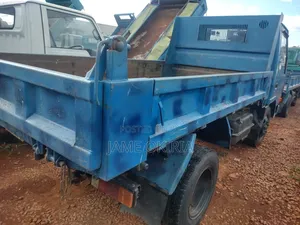 Canter 2ton Commercia Vehicle