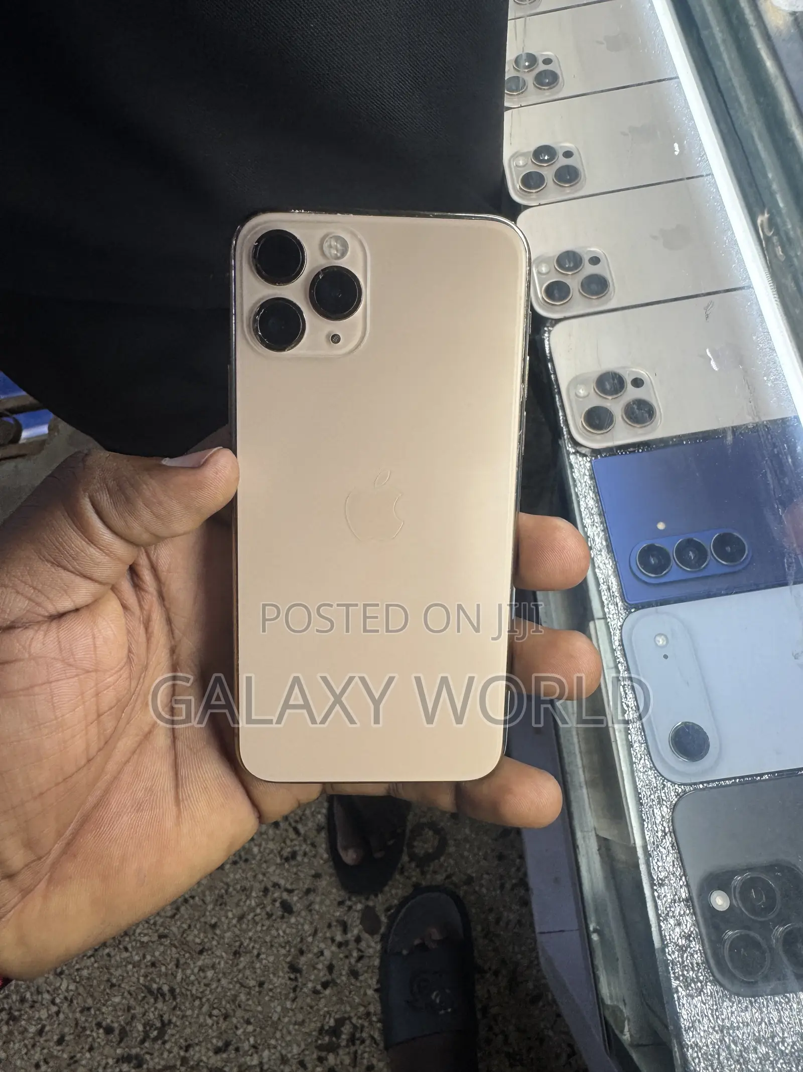 Apple iPhone 11 Pro 64 GB Gold