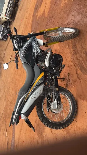 Honda XL 125 2025 Black