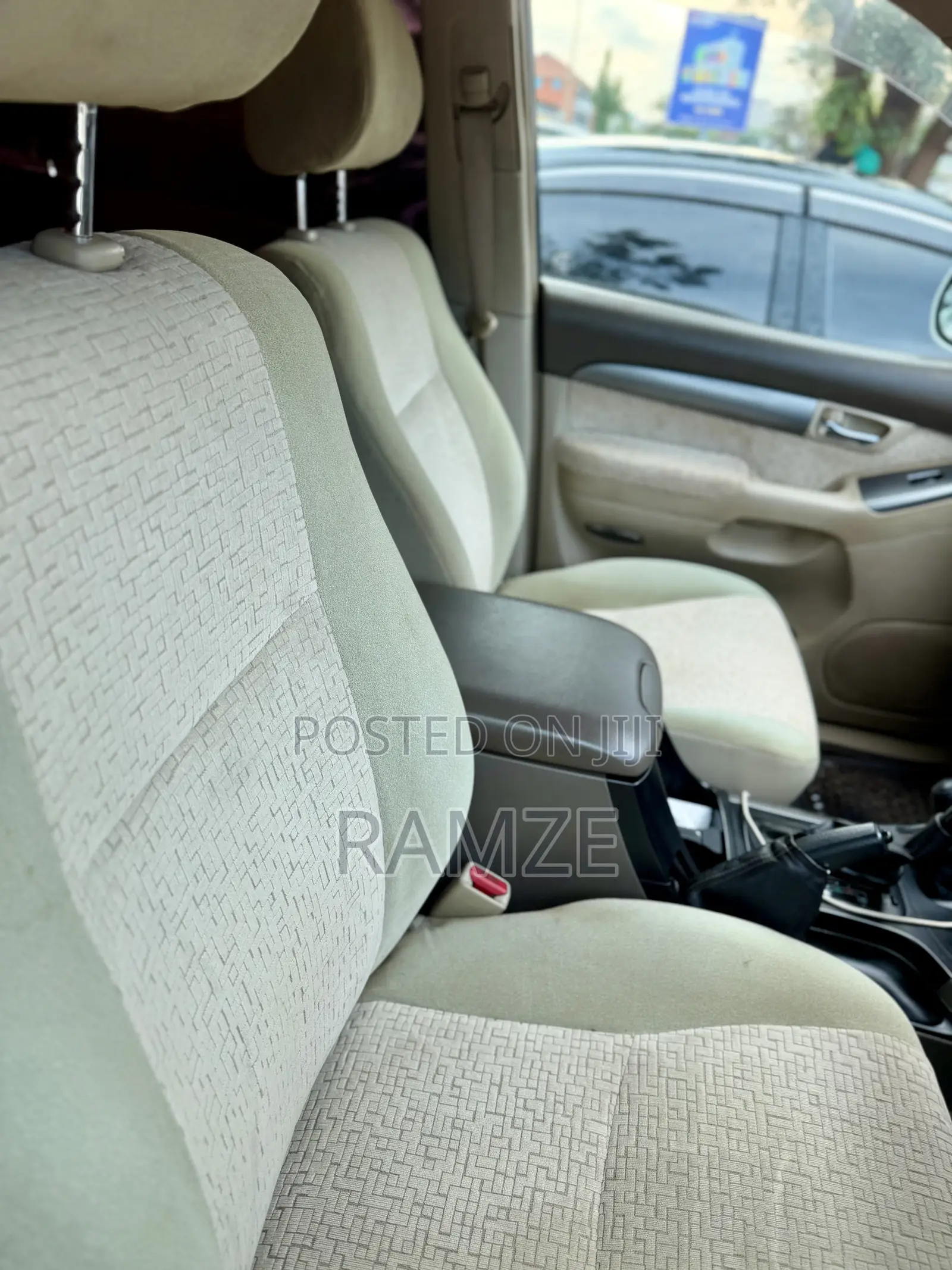 Toyota Land Cruiser Prado 2007 White