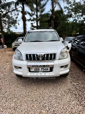 Toyota Land Cruiser Prado 2007 White