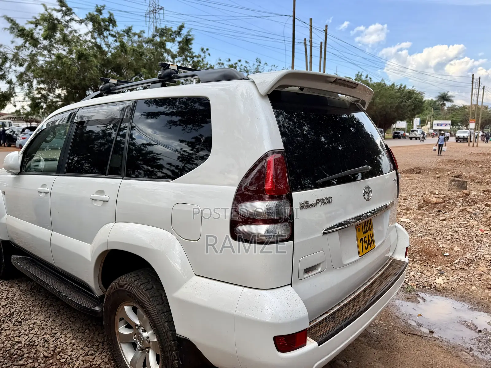 Toyota Land Cruiser Prado 2007 White