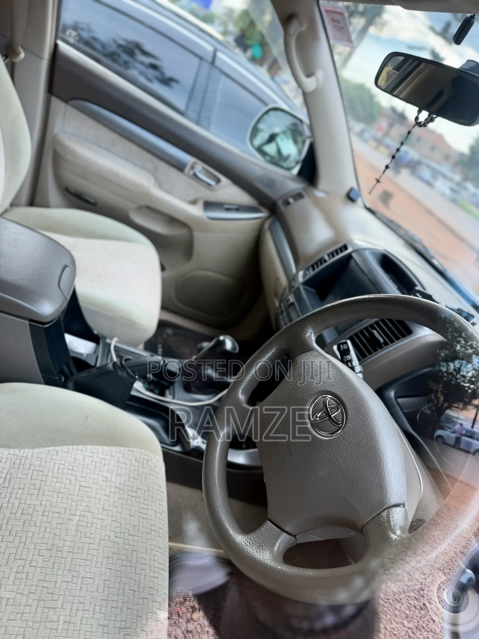 Toyota Land Cruiser Prado 2007 White