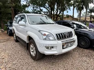Toyota Land Cruiser Prado 2007 White