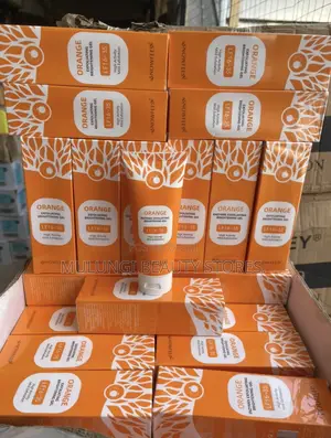 Pouqur Orange Enzymes Exfoliating Brightening Gel