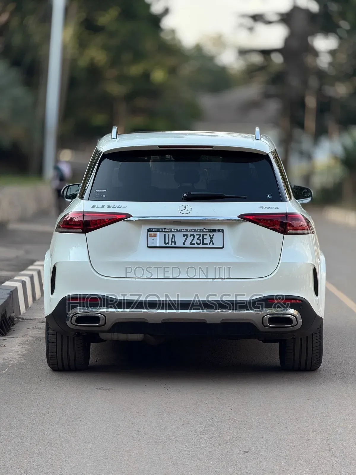 Mercedes-Benz GLE-Class GLE 300d 4MATIC 2020 White