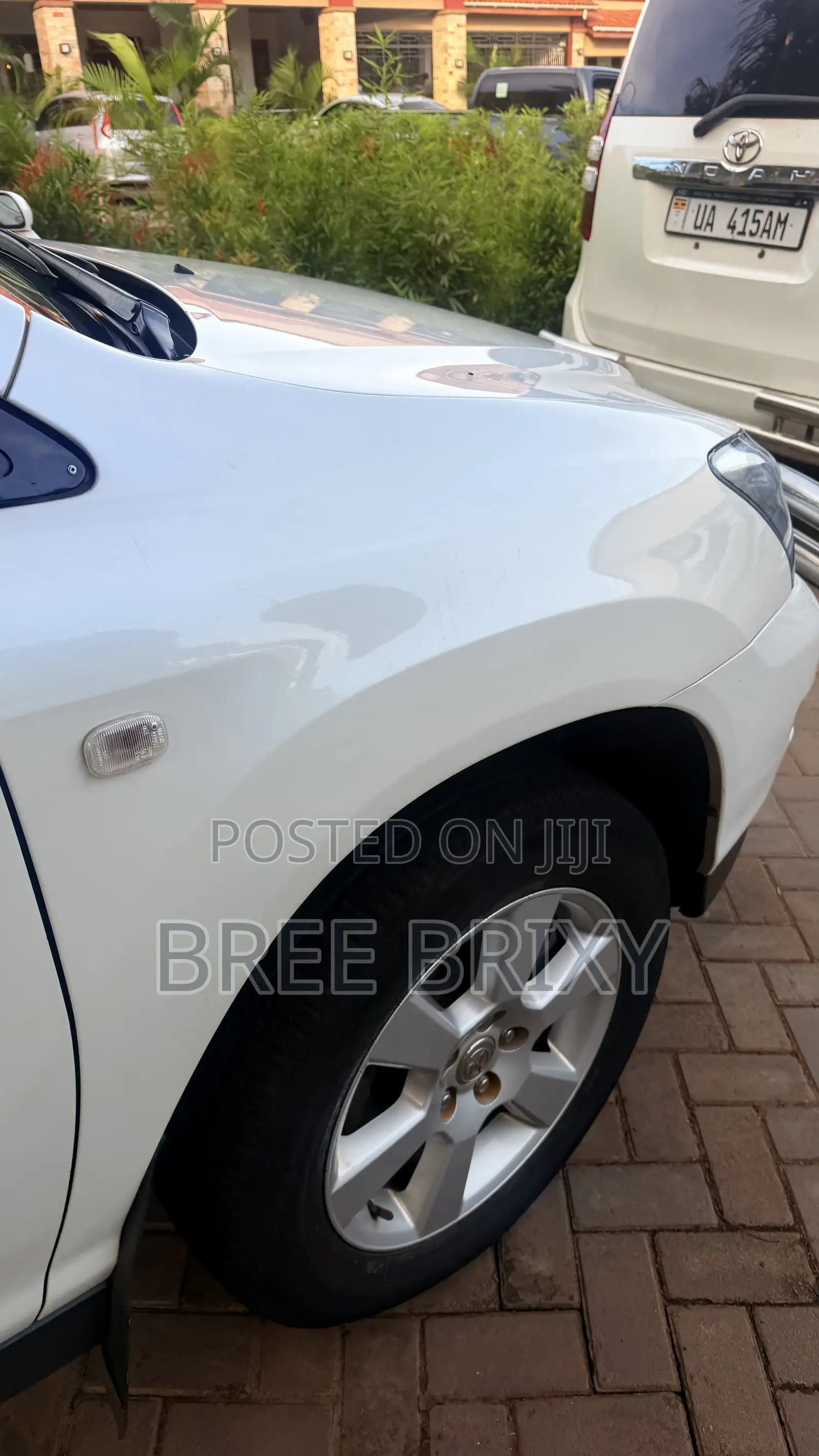 Toyota Harrier 2012 White