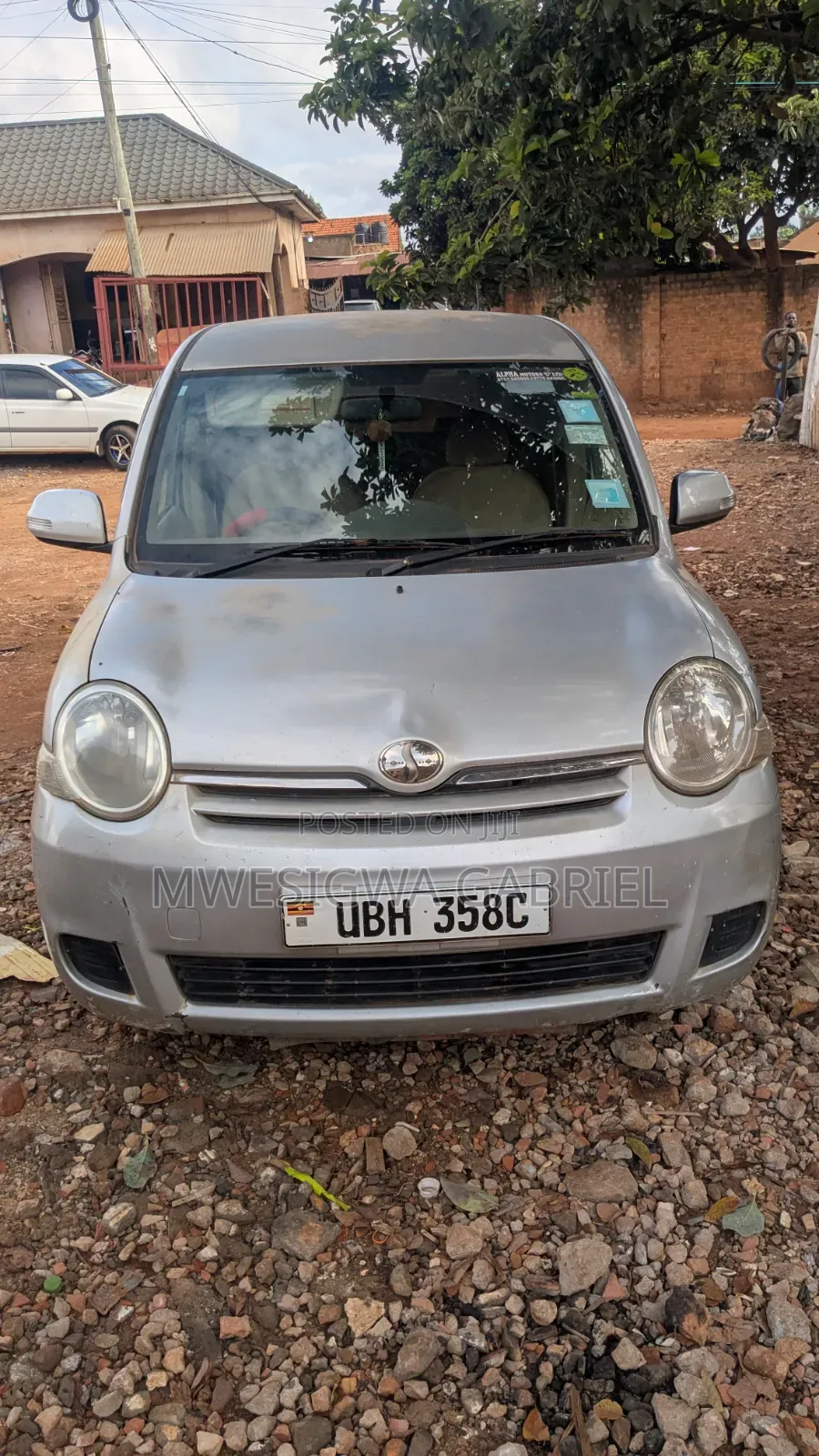 Toyota Sienta 2007 Silver