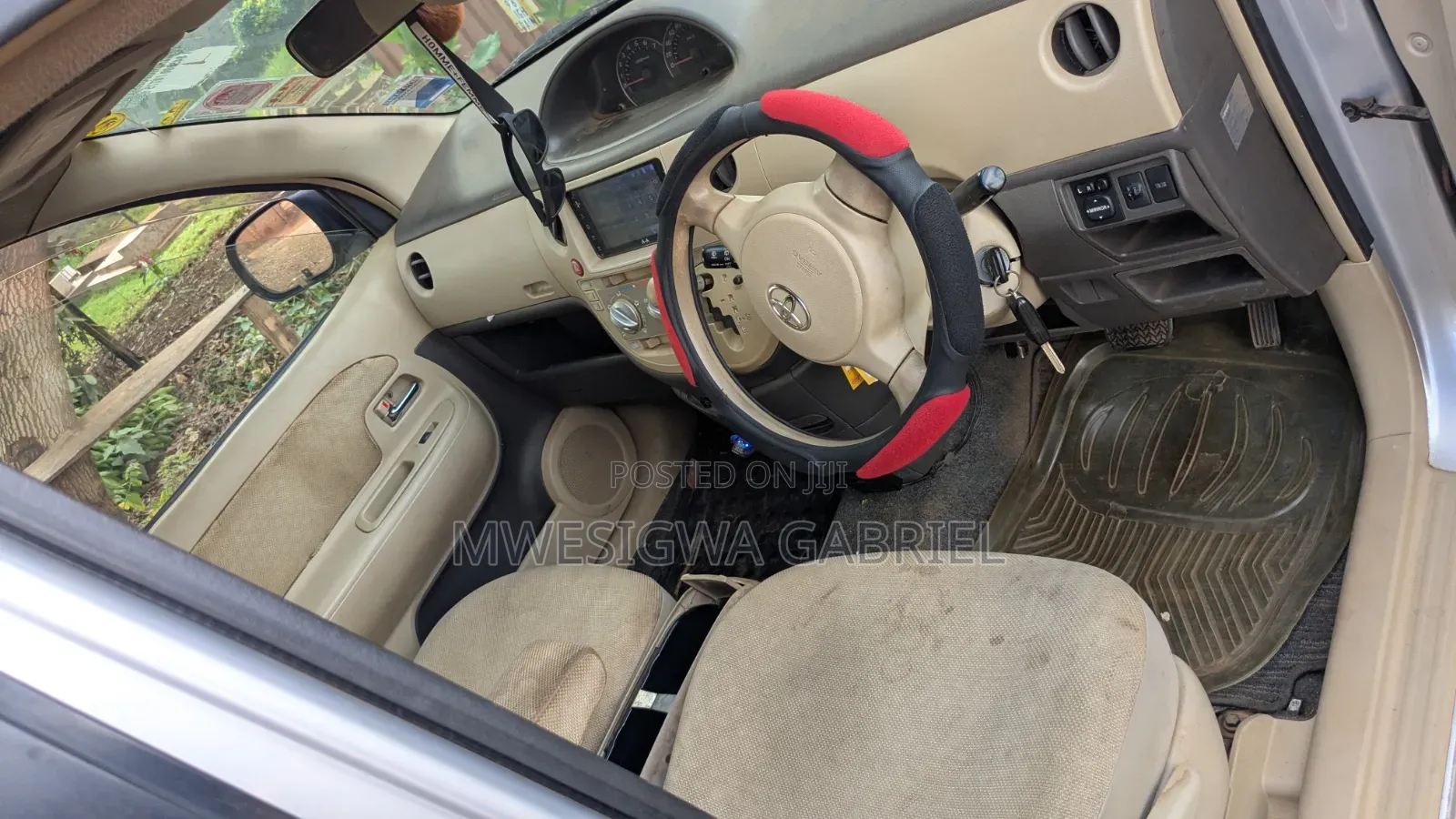 Toyota Sienta 2007 Silver
