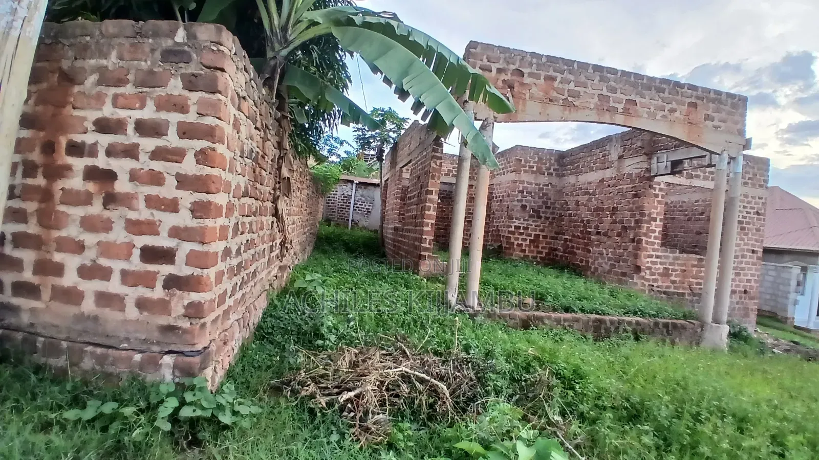 2bdrm House in Kijjambu Estate, Kawempe for sale