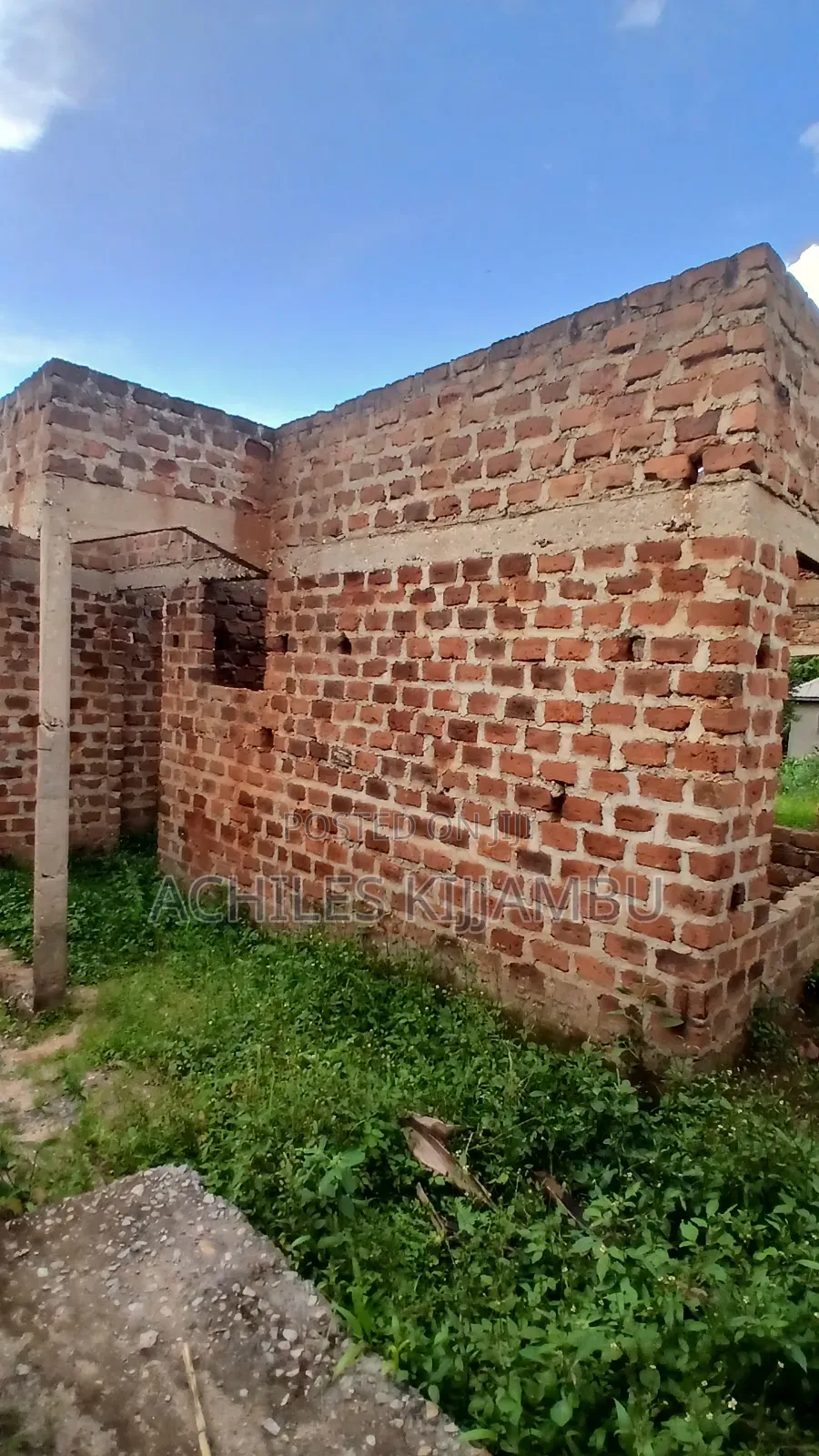 2bdrm House in Kijjambu Estate, Kawempe for sale