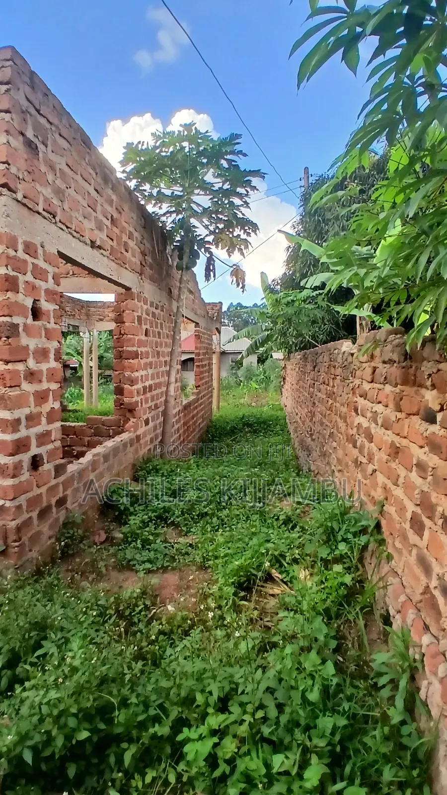 2bdrm House in Kijjambu Estate, Kawempe for sale