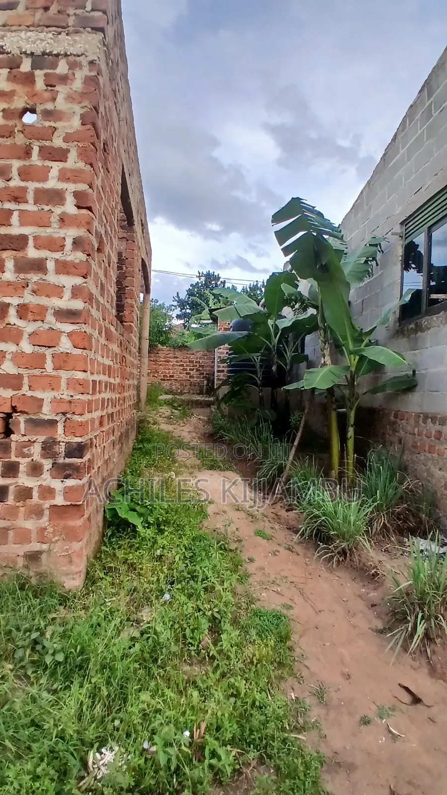 2bdrm House in Kijjambu Estate, Kawempe for sale