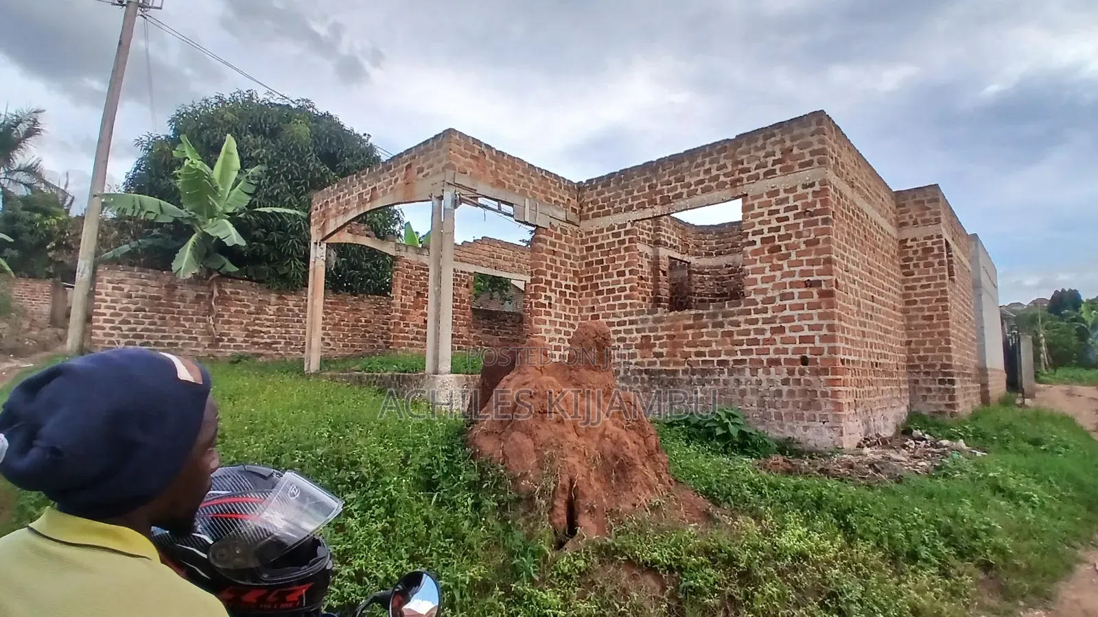 2bdrm House in Kijjambu Estate, Kawempe for sale