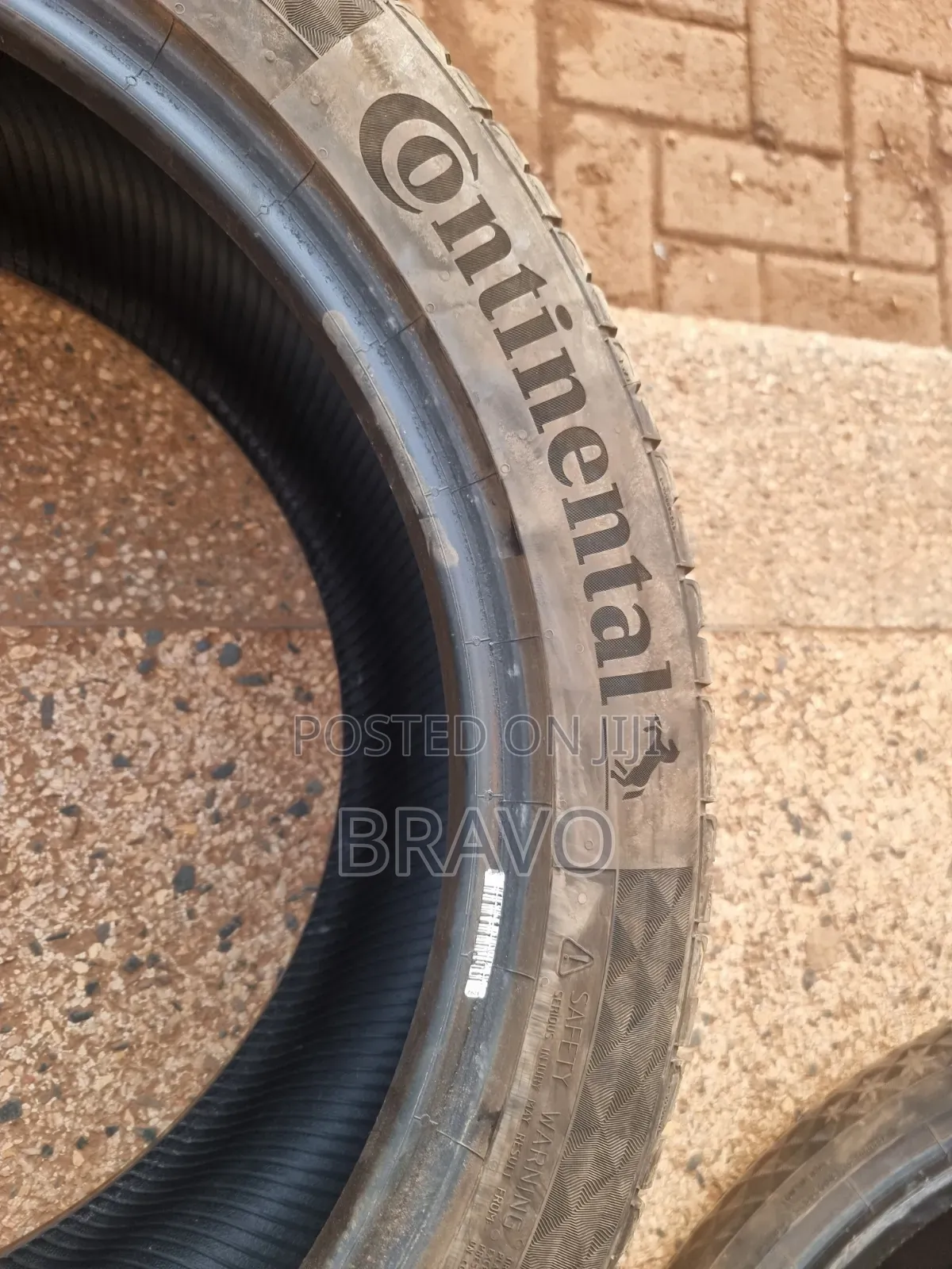 255/45r20 Continental Used Tyres for Harrier