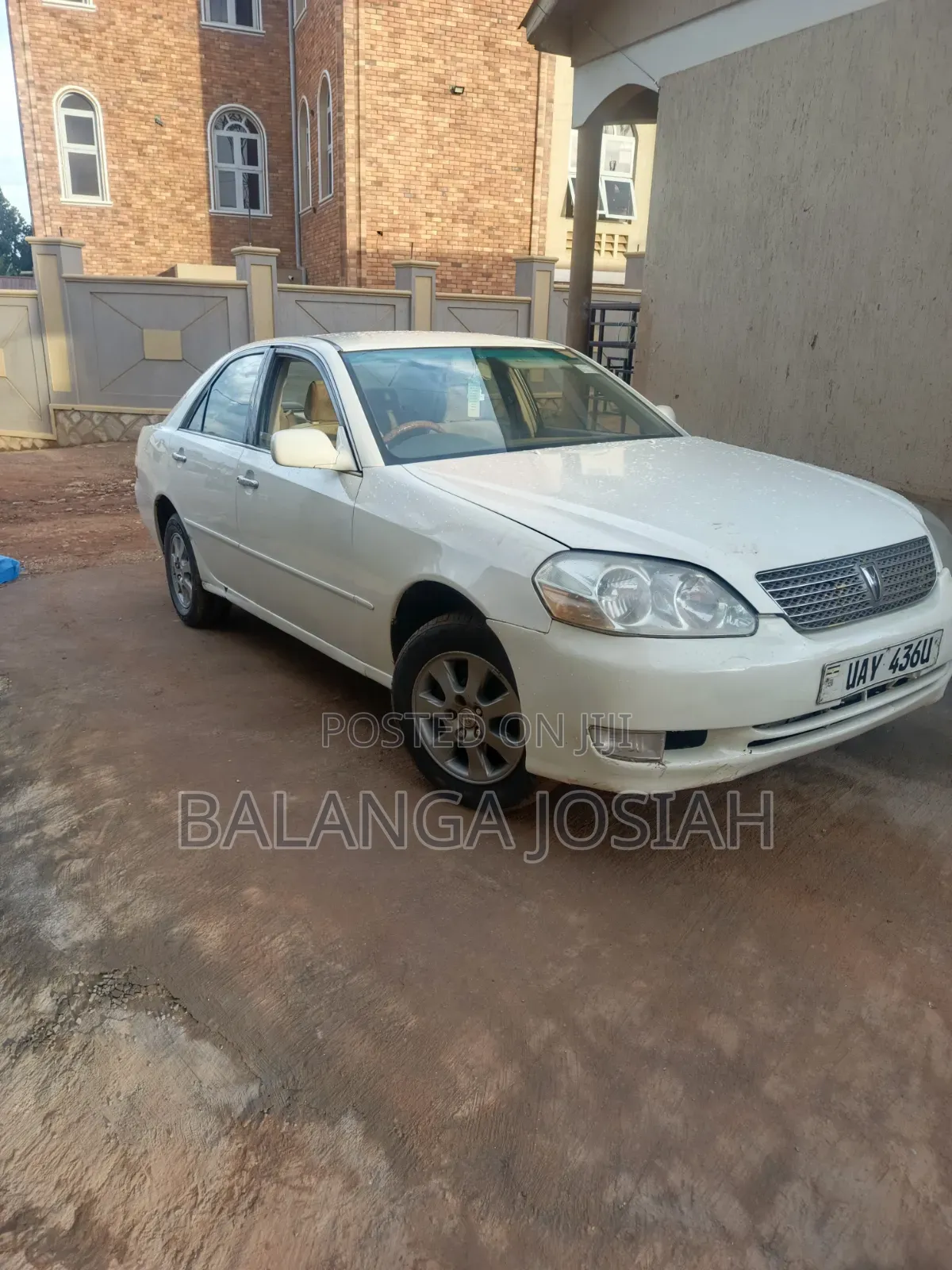 Toyota Mark II 2.0 AWD 2002 White