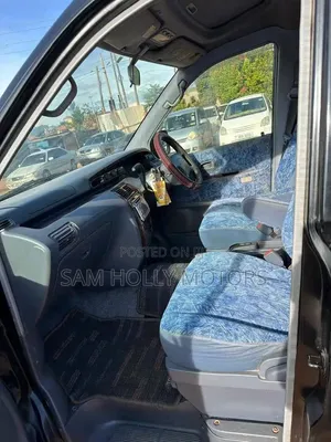 Toyota Noah 2.0 FWD (8 Seater) 2001 Black
