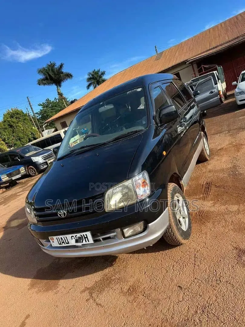Toyota Noah 2.0 FWD (8 Seater) 2001 Black