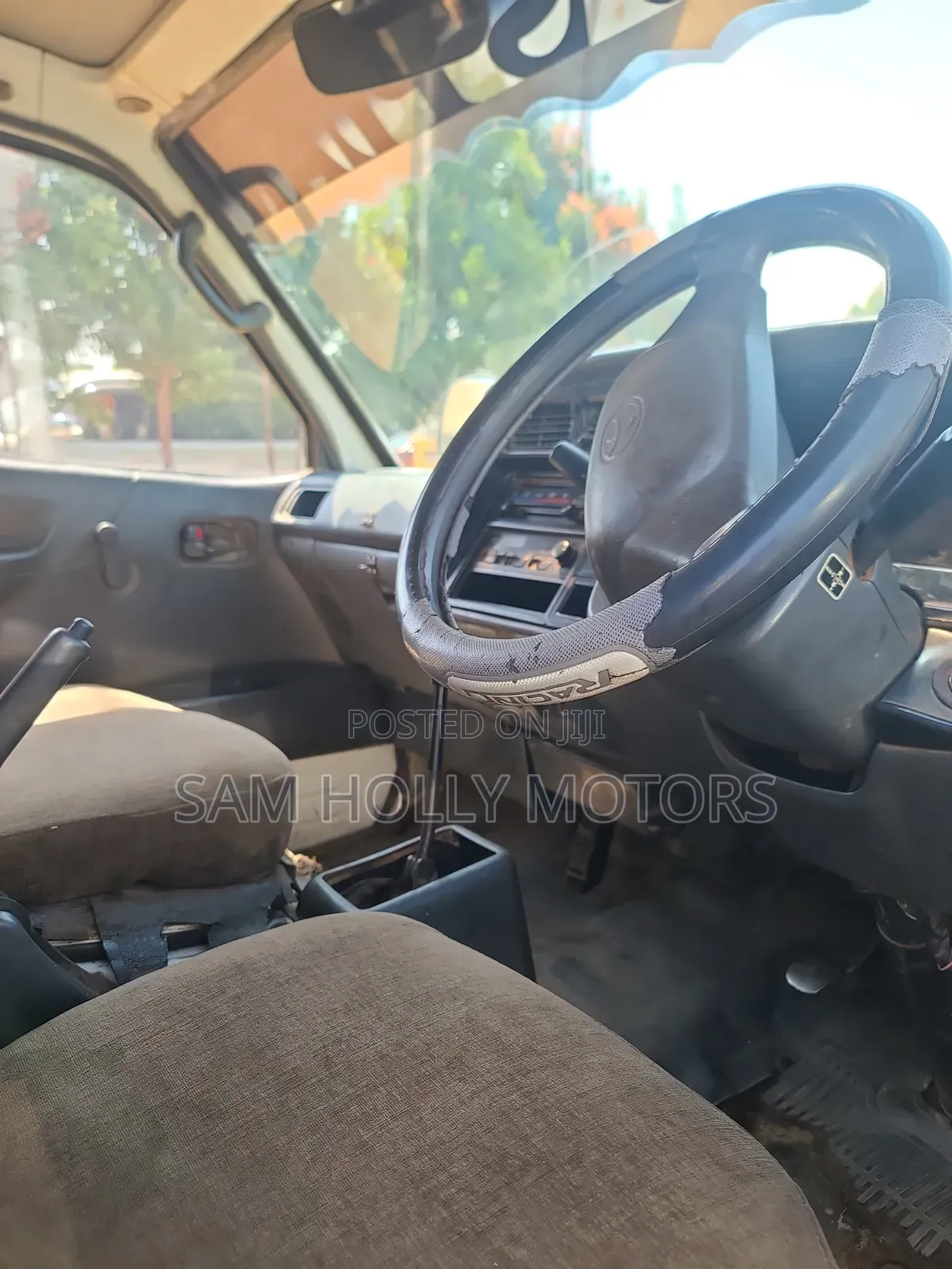 Toyota HiAce 2008 White