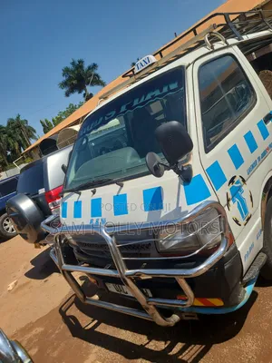 Toyota HiAce 2008 White
